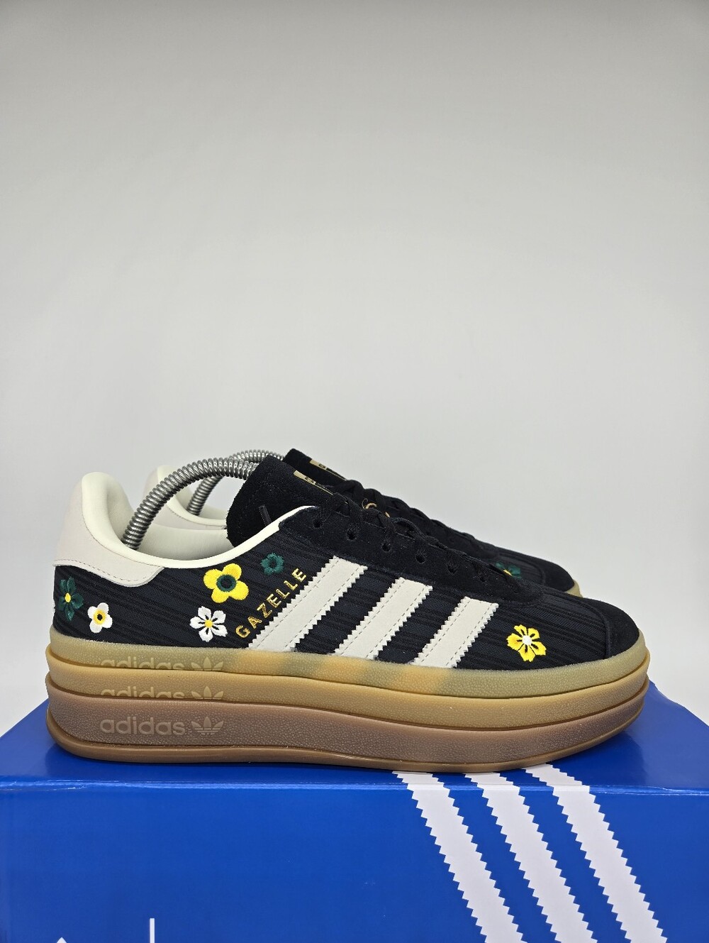 adidas Liberty London Gazelle Bold IH1922 Black Floral Women's Shoes Size 10 - Picture 3 of 8